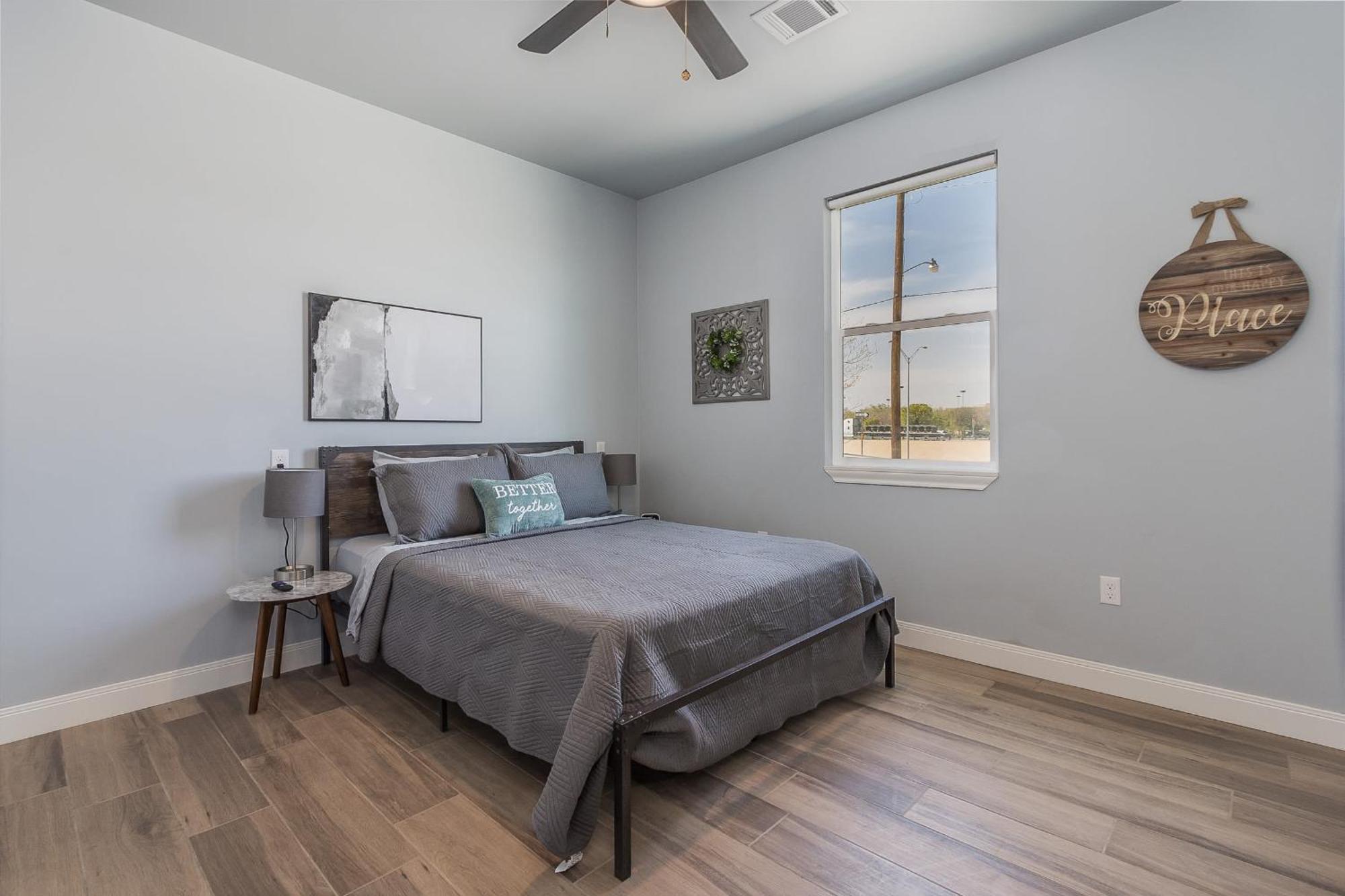 Madison Square Apartment Амарило Екстериор снимка